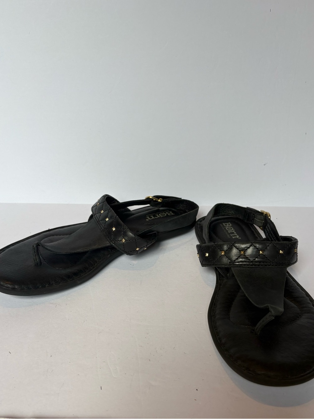 Born Women's Black Quilted Leather Thong Sandals with Stud Detail Size 6M